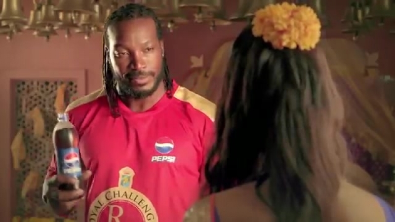 Pepsi ipl ad with priyanka chopra and chris gayle