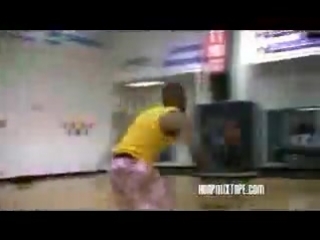 6'1 elevator doing crazy one hand dunks at tfb/k1x week