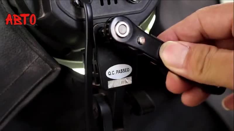 Трещетка с набором бит