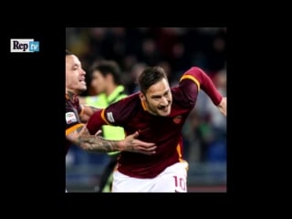 Zampa piange per totti "lo criticate doppietta alla faccia vostra"