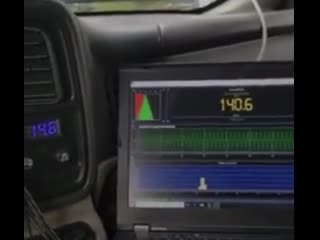 Josh kieffer’s 2) inverted psi platform 3 18”s runnin off a taramps md 3000 1! (swipe to see the db’z)