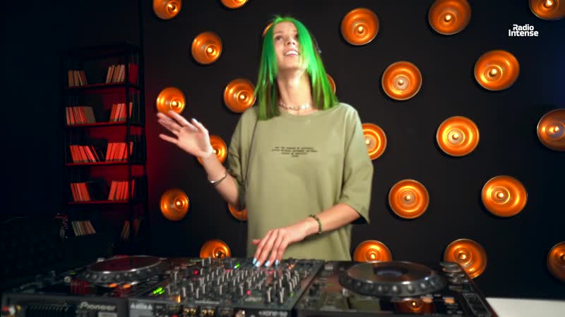 Bock & fuchs impact (sabura & clap codex remix) [played by miss monique]