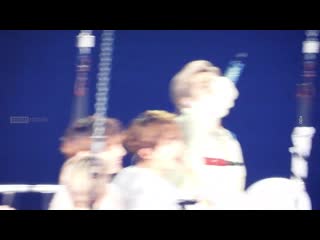 [fancam] 201005 bts dimple + mikrokosmos (rm focus) @ golden disc awards