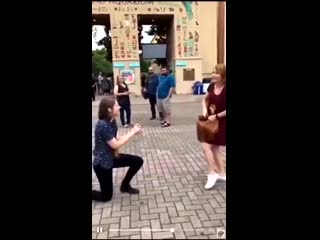 Couple proposes to each other at the same time
