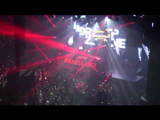 Dropzone live @ bassland 4