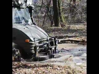 🚦оффроад выходные 🚜 прошли удачно! грязи было больше чем мы заказывали 😅 cherokee засаживали раз, но лебёдка на 7 тонн делала св