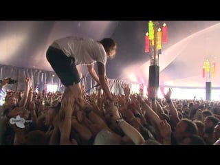 John coffey singer catches beer while crowdwalking, and drinks it!