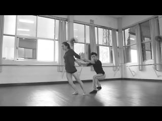 Quang đăng hoàng yến, "just give me a reason" pink