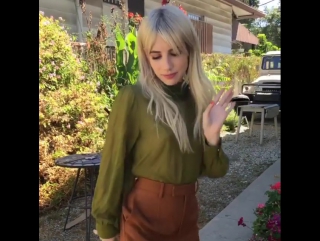 Emma roberts dances to the song carly rae jepsen