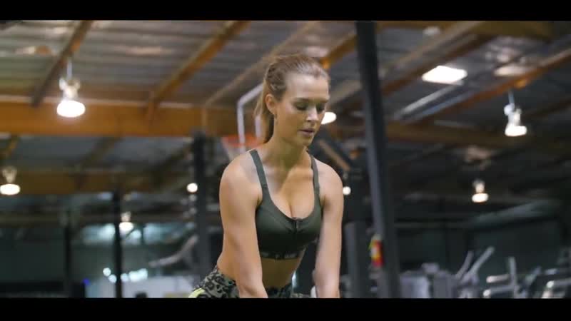 Jasmine tookes, josephine skriver, sara sampaio, kelsey merritt "тренирои с #zacefron"