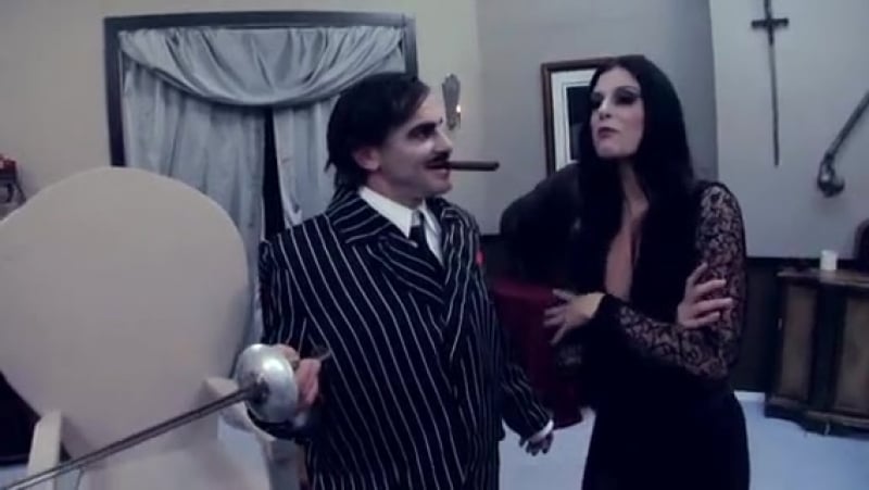 Поиск видео по запросу: семейка адамс пародия xxx addams family xxx parody 2011