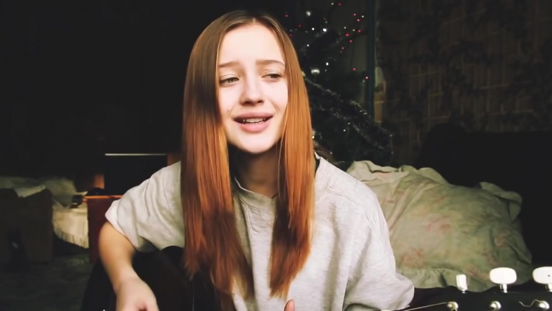 Милая девушка превратила стихи есенина в песню (hd720 [mp4])