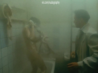 Голые девушки в квартире в фильме "мастер и маргарита" (1994, юрий кара) 1080p