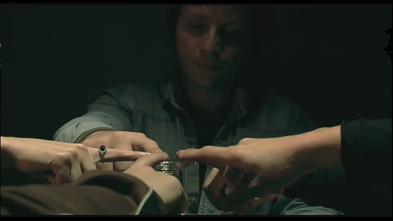 Пять минут после полуночи (2016) 5 a m cinco ante los miedos