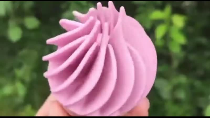 Вибратор спиннер с розовыми лепестками satisfyer layons