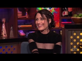 20170111 wwhl lisa edelstein reflects on her disappointment when she lost carrie bradshaw role to sarah jessica parker