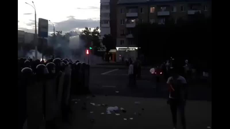 Жестокие столкновения в бресте