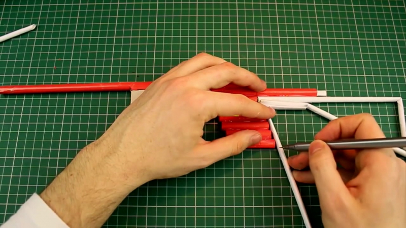 How to make a paper m4 assault rifle that shoots