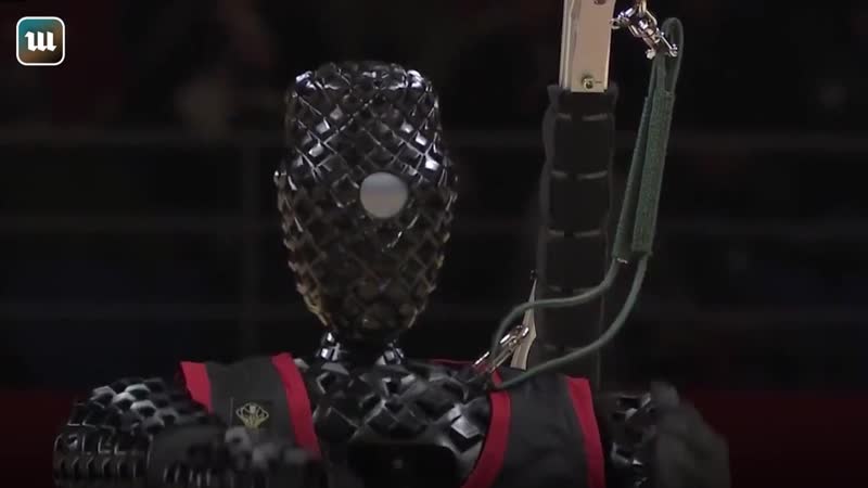 Робот cue 3 освоил броски с середины площадки!