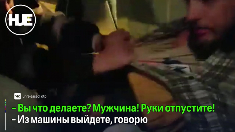 В питере патрульные жестко задержали мужчину за отказ выйти из машины