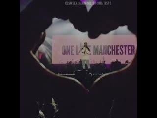 #onelovemanchester \\ паблик ariana and billie