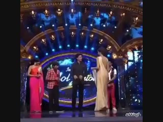 Ajab si ❤😍 deepika padukone and shahrukh khan 👑