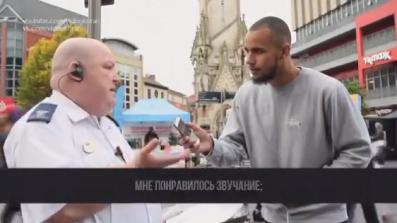 [ гражданин р дагестан ] случайным прохожим дали послушать коран