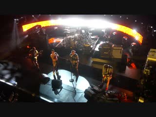 Post malone & red hot chili peppers stay / rockstar / dark necessities (live at 61st annual grammy awards)