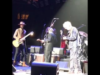 Eric clapton, jimmie vaughan and gary clark (msg, )