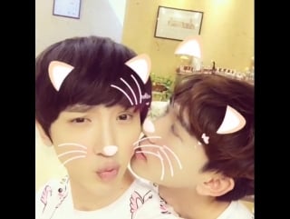 Mom against | kiss | korean | boys love