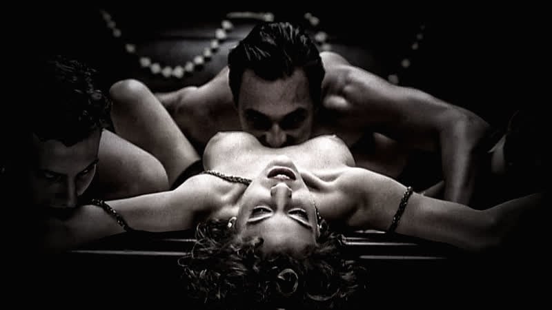 Cicciolina және жыныстық қатынас