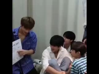 Hangyul i’ll seat on seungyoun hyung’s lap hangyul knows where the best seat is