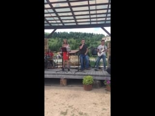 Holy water song🤘(sasha leading, zhenya at the back)