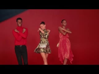 What makes a star ⭐ bella hadid, mayowa nicholas and salomon diaz for michael kors holiday 2020