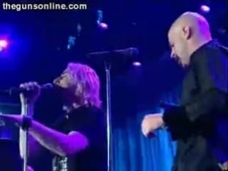 Chris daughtry,chad kroeger,slash