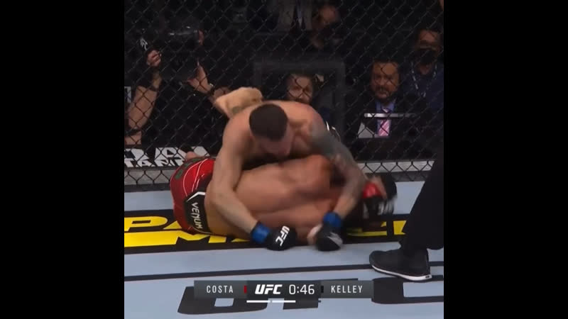 Келли добивает косту!