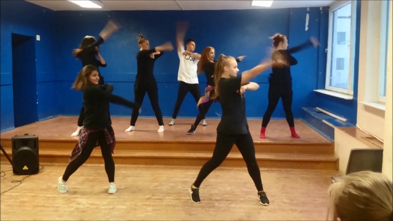 Танец модерн "поппури"