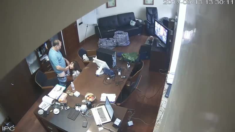 Босс трахает секретаршу скрытую камеру порно видео