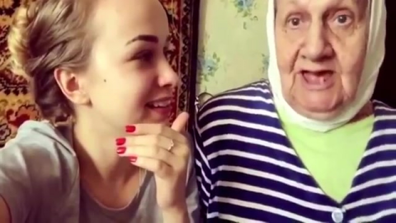 Просто слегка выпившие девушки