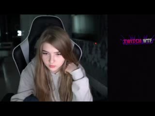 Twitch wtf топ моменты c twitch показала молодые 😳 обращение к собянину симулятор рыбалки