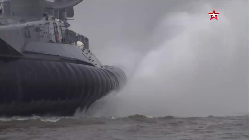 Десантный корабль на воздушной подушке "евгений кочешков"