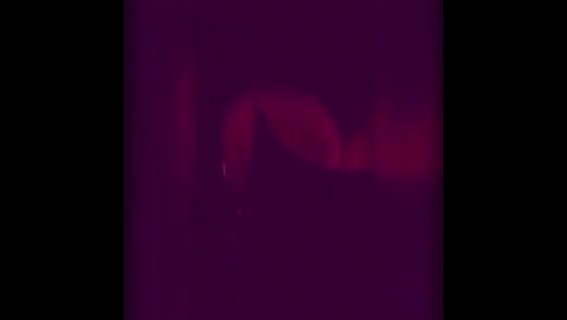 Тайская модель показала, как отличить силиконовую грудь от настоящей