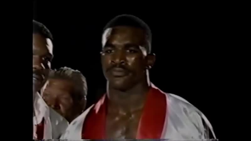 Эвандер холифилд дуайт мохаммед кави / holyfield vs muhammad qawi highlights