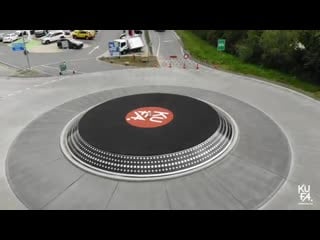 360° vinyl roundabout in lyss, switzerland