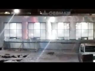 Две рыжие шпионки у центральной вахты севмаша