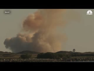 Spacex prototype starship rocket sn8 explodes during test flight