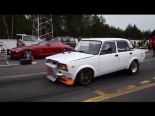 Семерка vs мерседес sls