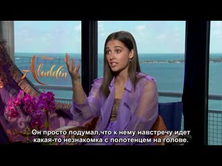 Наоми скотт в интервью с зоуи