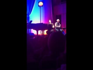 Stage banter clip 7 @lmdctour lmdctour lmdcdc @darrencriss