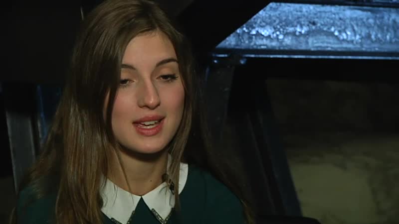 María valverde acompanya mario casas i clara lago en "tengo ganas de ti"